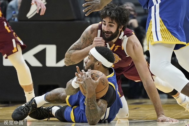 足球的负荷 足球的负荷